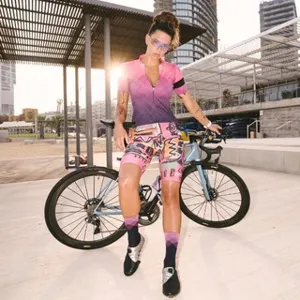 Мария Эстер: Плыви, ври, беги