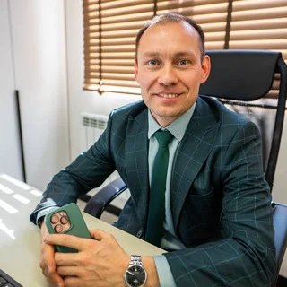 イルヌール・イシュキエフ | 不動産