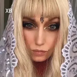 LAMA Safonova - Russian Star