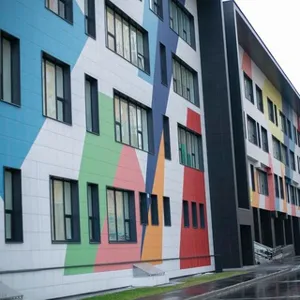 柳别尔齐第28中学萨莫莱特