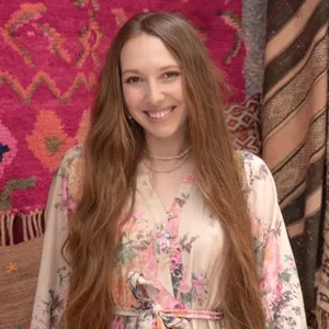 Higinialife | Anastasia Kallavus