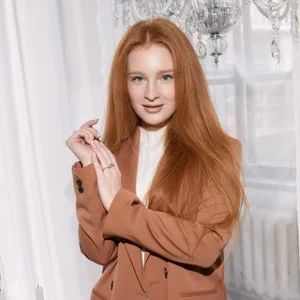 ELIZAVETA PERO | INTÉGRATEUR