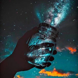 Yêu bản thân và chỉ có vậy.🤍