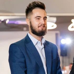 Психолог Александр Романов