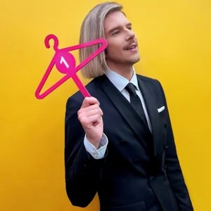 Grachev Daniil | Người dẫn chương trình và Chuyên gia Thời trang