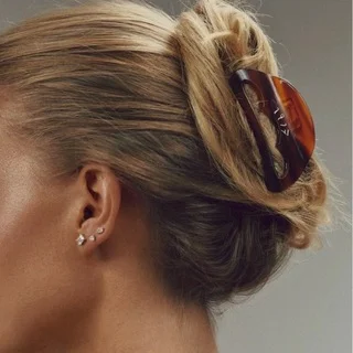 소파 위의 거짓말쟁이